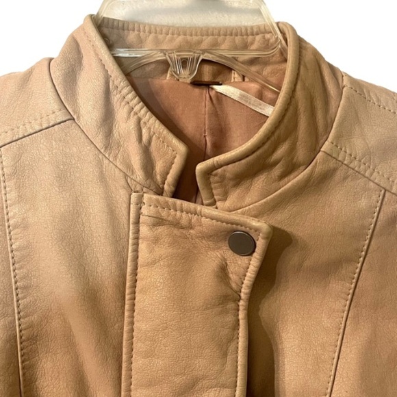 Free People Moto Jacket Blush Pink /Taupe Faux Vegan Leather Sz 4 - Picture 4 of 5